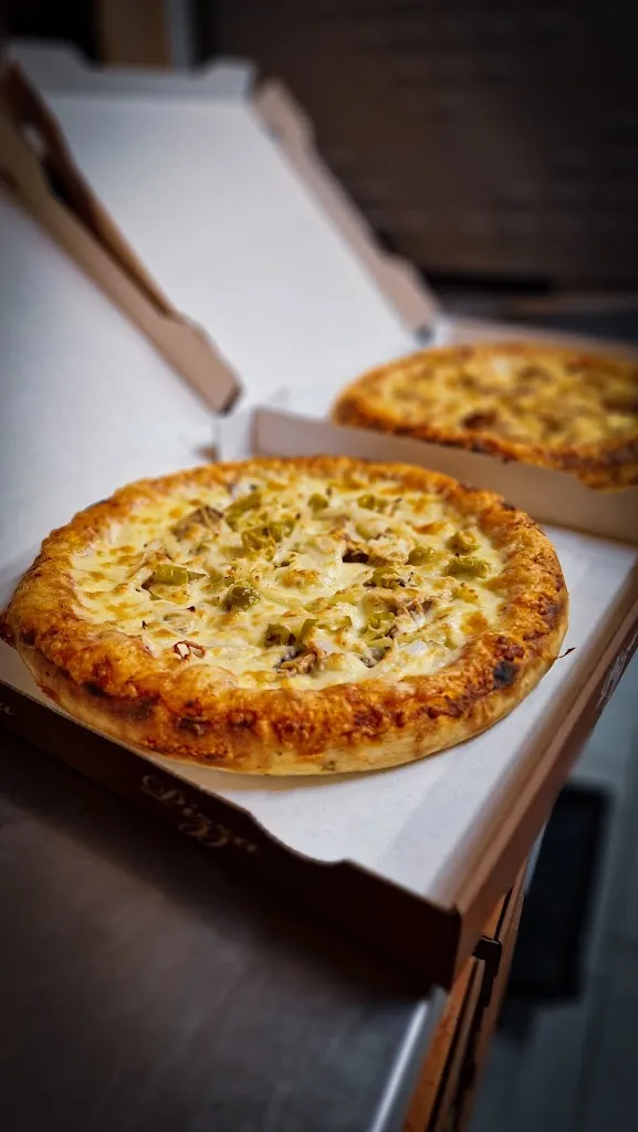 Menu_Pizzeria La Roma_Kalkar_image_4