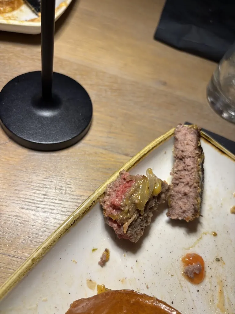 R Martens_The ASH Aachen_Aachen_review