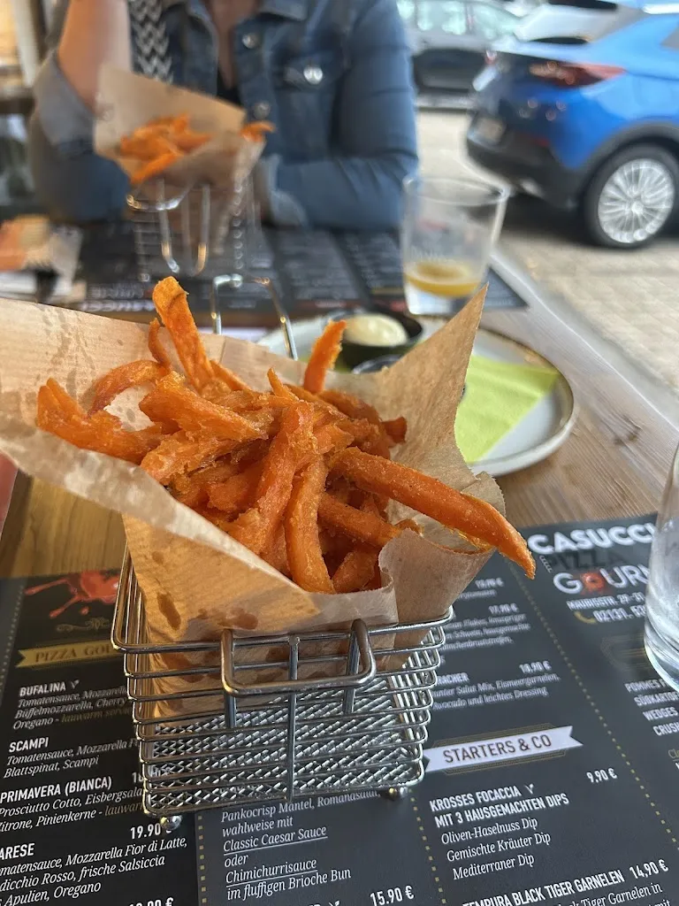 Ella __Casucci Pizza Gourmet_Kaarst_review