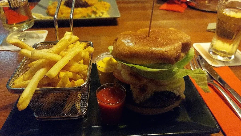 Menu_Bier- und Speisegaststätte Flotte Theke_Neuss_image_9