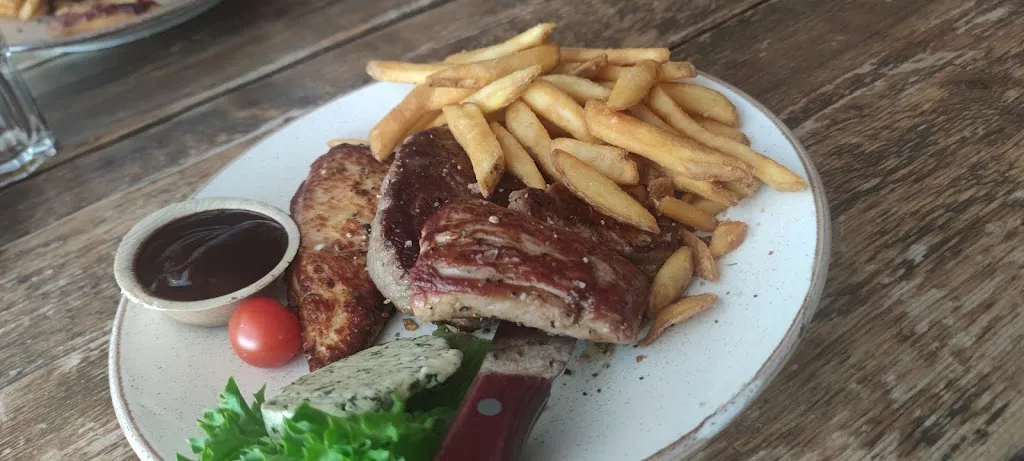 Menu_Henry's Sandbar & Restaurant_Kerpen_image_8