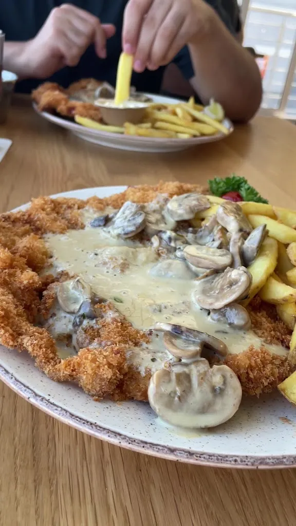 Henry's Sandbar & Restaurant_Kerpen_slider_image_2