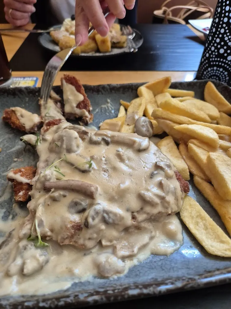 Peter van Bragt_Gasthaus Schweitzer_Kerpen_review