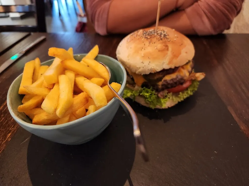 Haus Schmitz - Restaurant Kerpen - Essen und Trinken - Steakhaus_Kerpen_slider_image_3