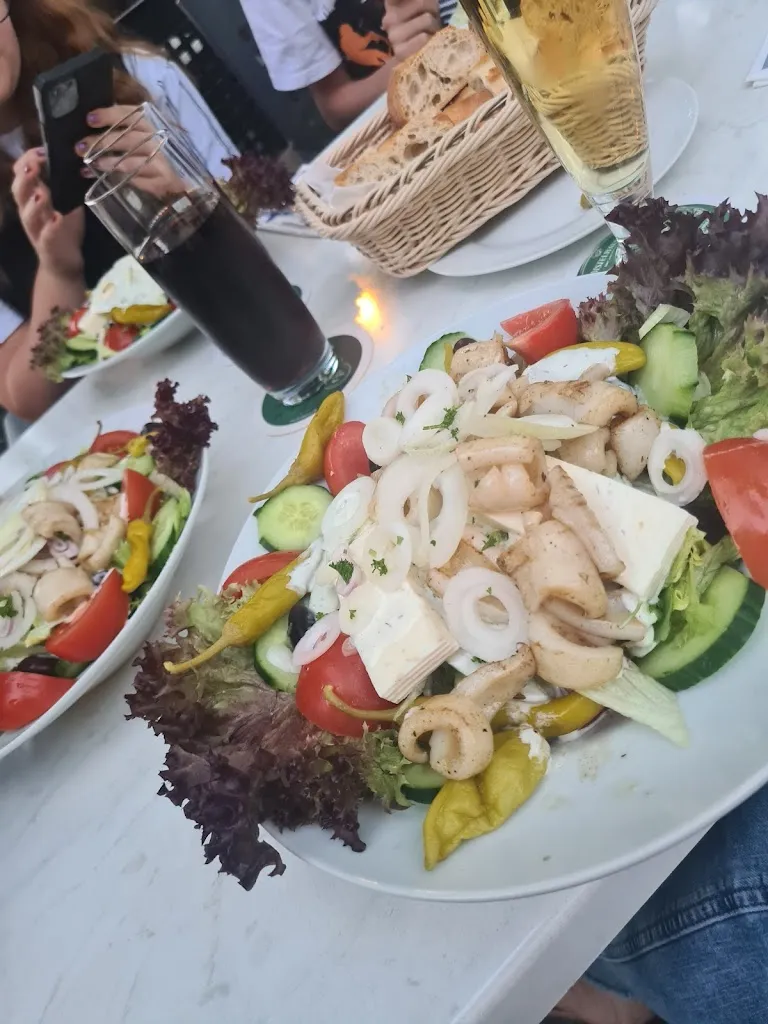 Ermis Restaurant and Delivery Service_Gerbrunn_slider_image_3