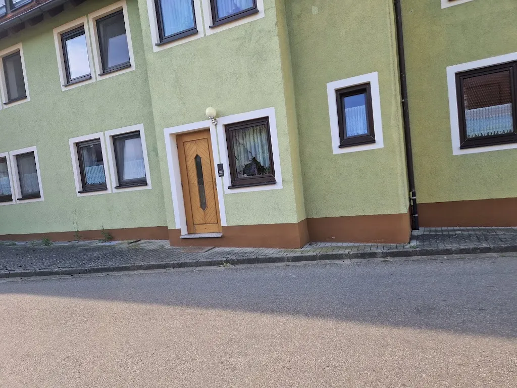 engineer_Gasthaus Zum Goldenen Löwen_Gerolfingen_review