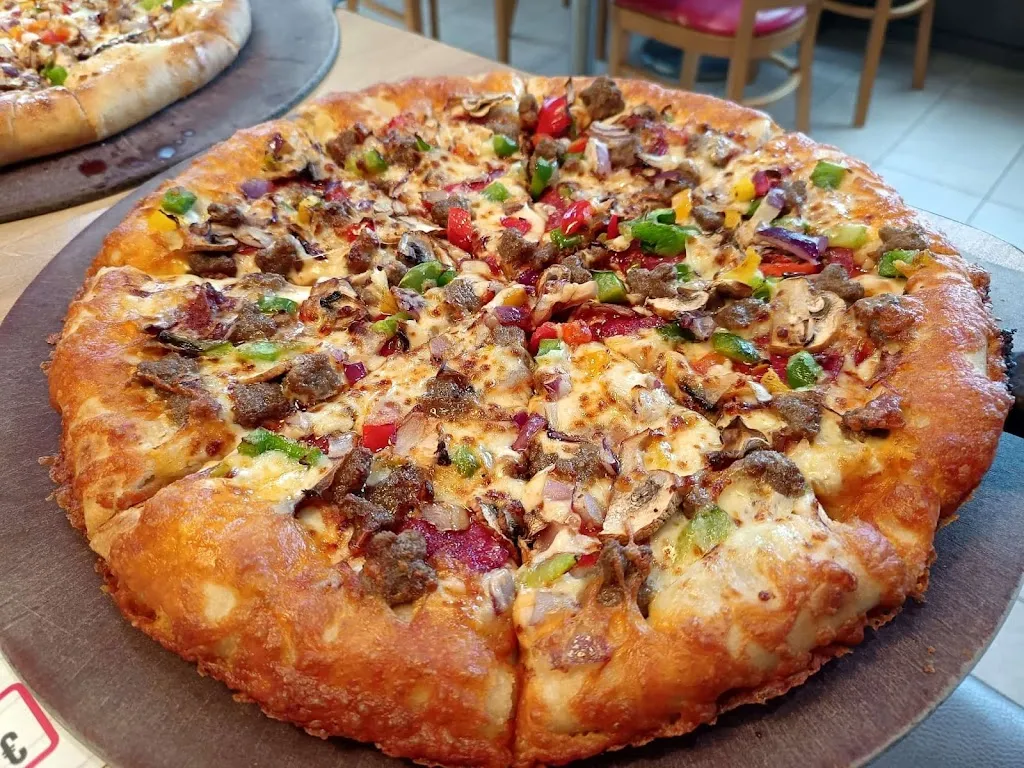 Pizza Hut Kamen, Kamen Karree_Kamen_slider_image_3