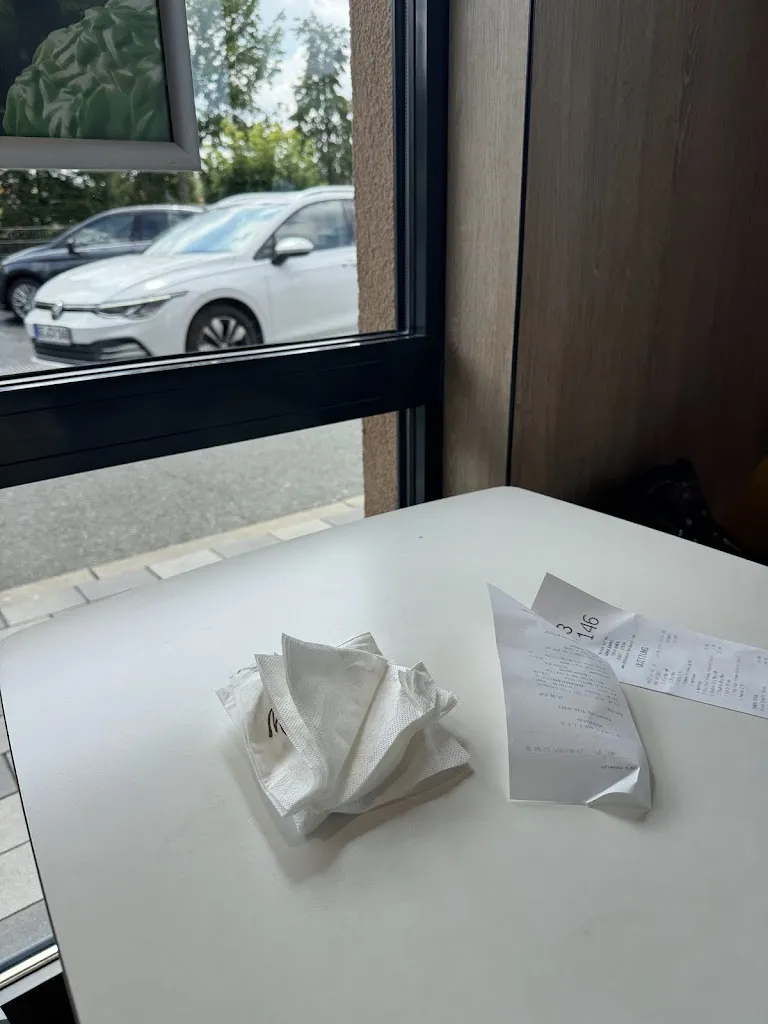 Fabian V_McDonald's_Kamen_review