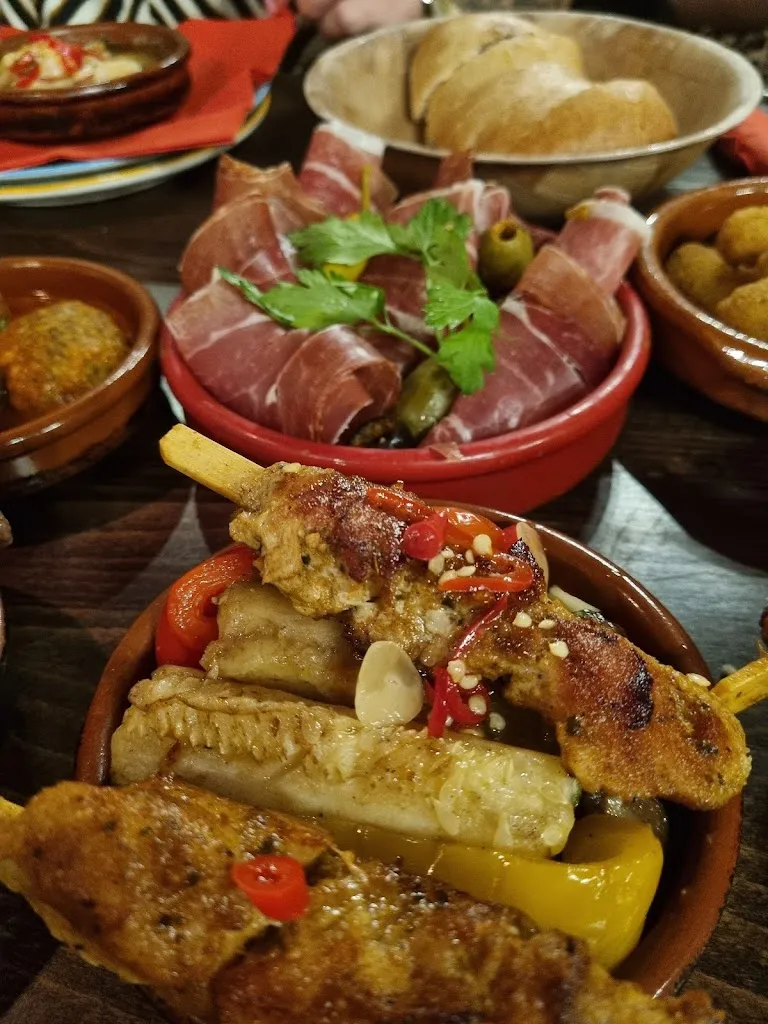 Jenser_Bodega Sevilla_Kamp-Lintfort_recensione