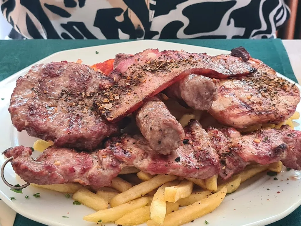 Menu_Am Dachsberg_Kamp-Lintfort_image_1