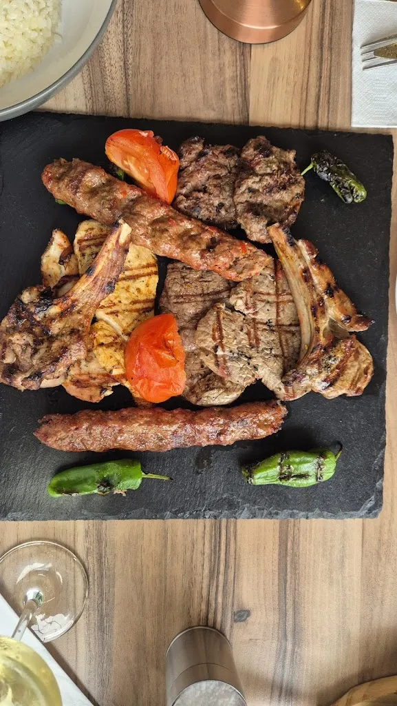 M Eggert_Restaurant Aura_Kamp-Lintfort_review