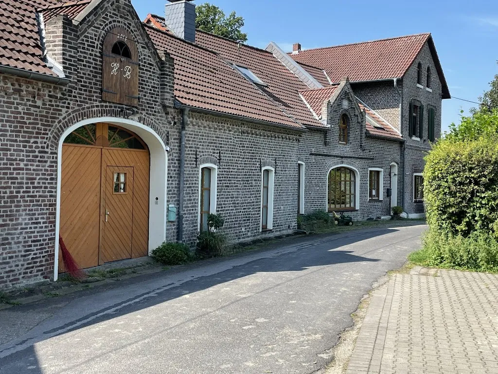 G F_Besenwirtschaft Hoerstgen_Kamp-Lintfort_review