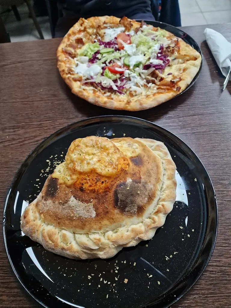 Pizzeria Toscana grill_Kamp-Lintfort_slider_image_3