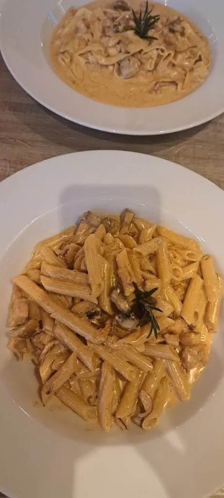 Renate Ramic_Pizzeria bei Nino_Kamp-Lintfort_review