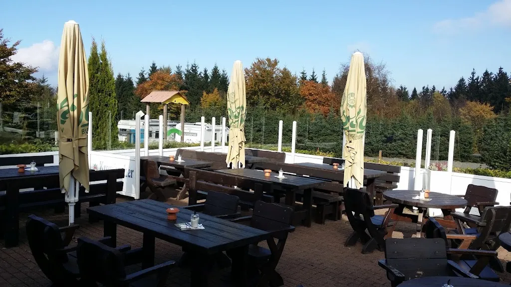 Zur Hahnenquelle restaurant in Kirchhundem