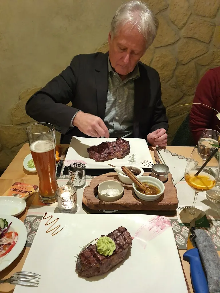 Roland Kapl_Alt Derp_Kevelaer_review