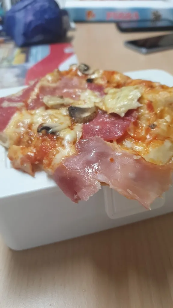 Simone Stein_Pelüt Pizza Liefer-& Partyservice_Georgensgmünd_review