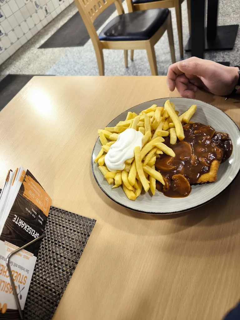 Philipp Lindner_Basilika Stuebchen_Kevelaer_review