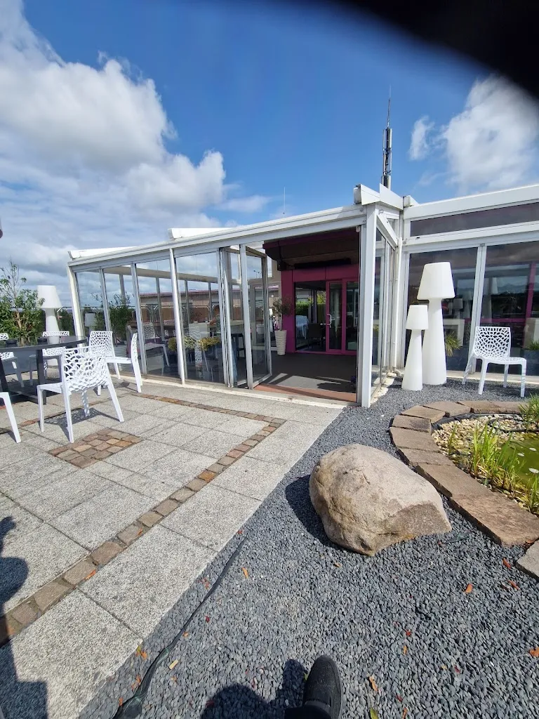 Beate Busch_Augenblick Skylounge_Kleve_review