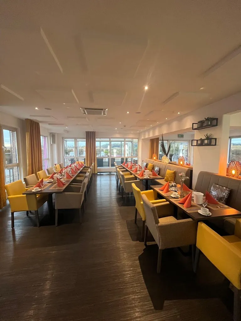 Maria Kempkes_Augenblick Skylounge_Kleve_review