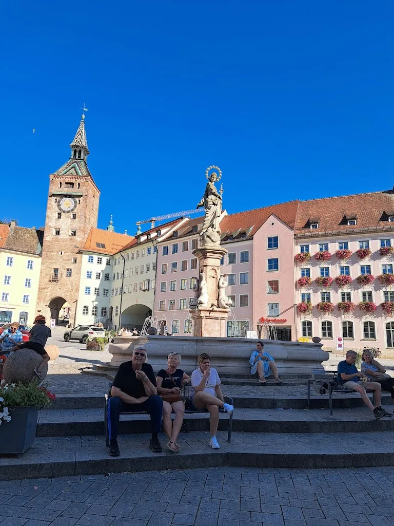 Wirtshaus Am Spitalplatz_Lech_slider_image_3
