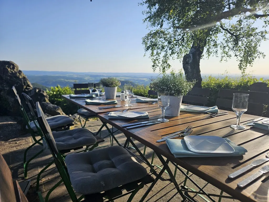 Gasthaus auf dem Oelberg_Königswinter_slider_image_1