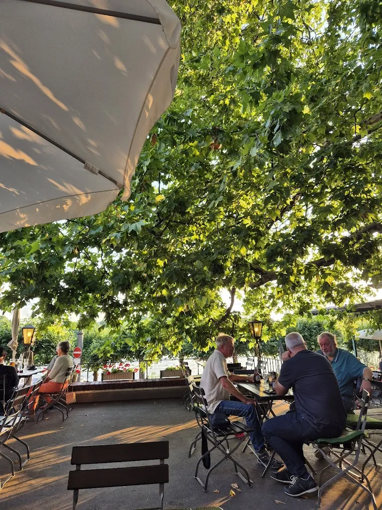 Altes Fährhaus restaurant in Königswinter