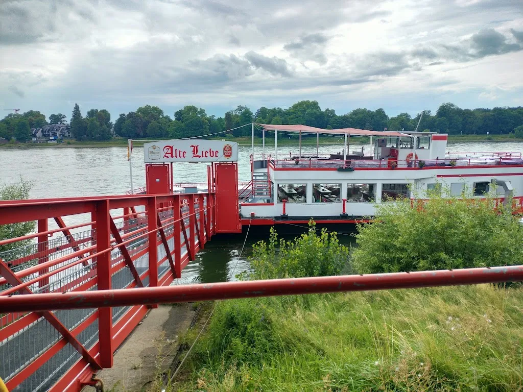 Thomas Germer_Alte Liebe Schiff – Biergarten Königswinter_Königswinter_review