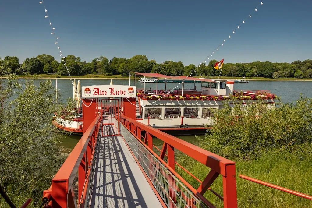 Alte Liebe Schiff – Biergarten Königswinter_Königswinter_slider_image_3
