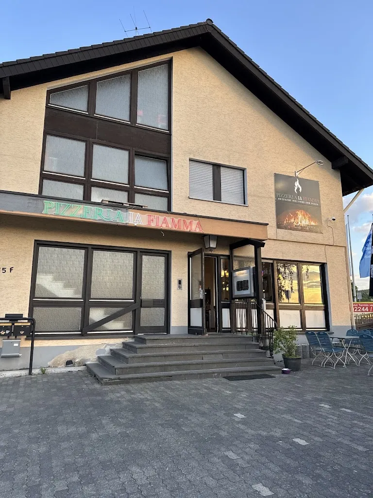 Habeeb M_Pizzeria La Fiamma_Königswinter_review