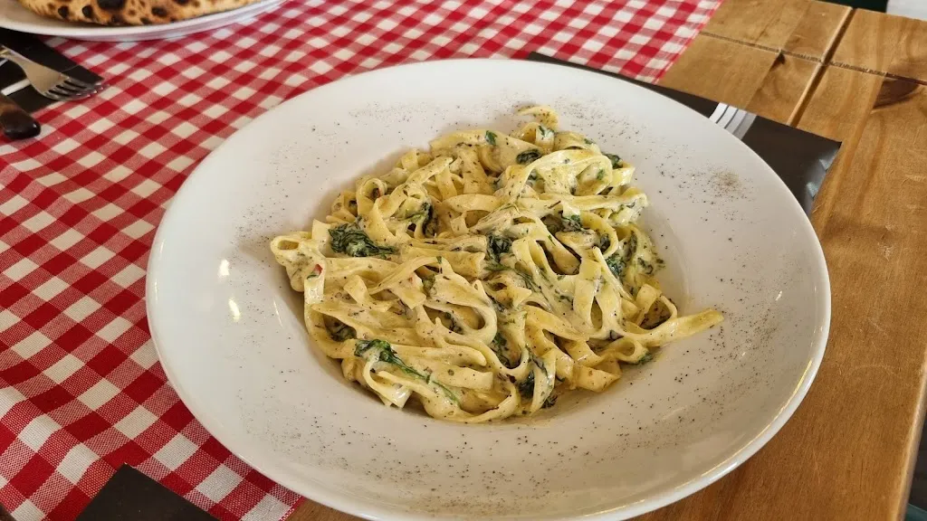 Taehan Lee_Pizzeria La Fiamma_Königswinter_review