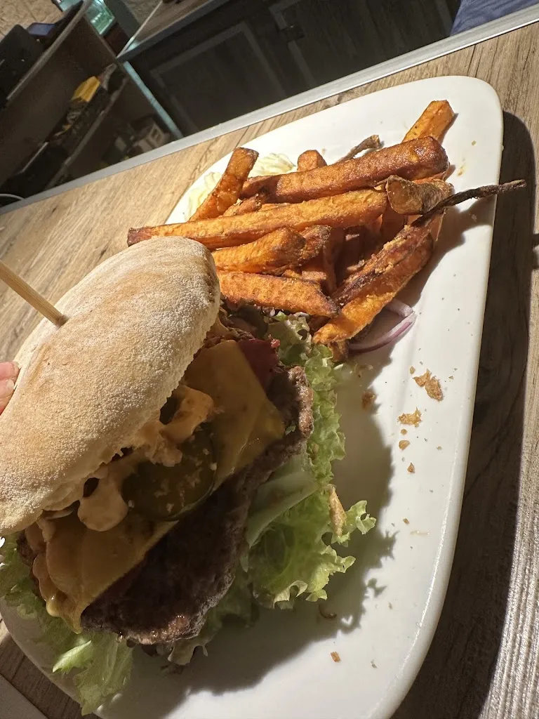 Menu_Apache Burger Grill & Zum Pittermännchen_Königswinter_image_6