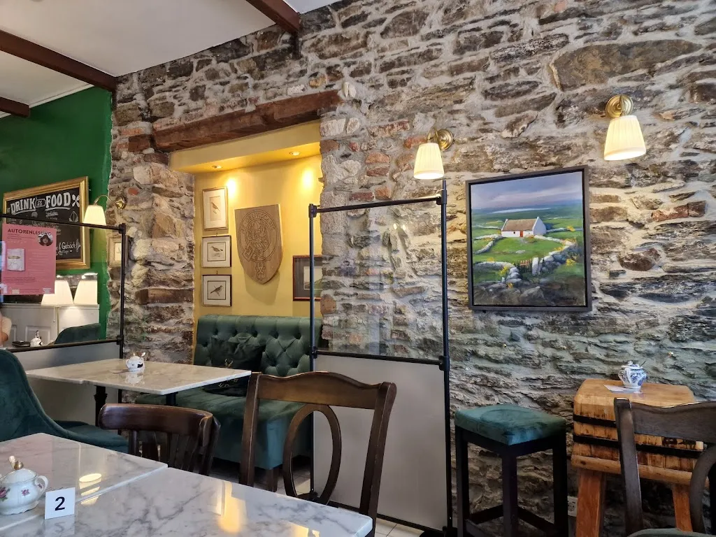 Rosalie Armstrong Barkley - Beetsma_Cosy Corner 1717_Königswinter_review