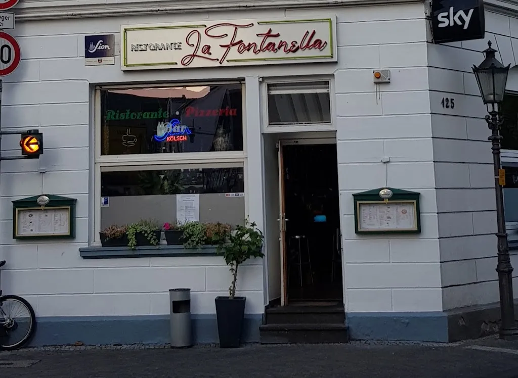 Gaststätte / Restaurant / Pizzeria La Fontanella ( Ehemalige Am Alten Brunnen )_Königswinter_slider_image_1