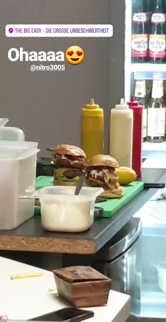 Crossvalley Burgers - 100 % Bio Beef Burger_Kreuztal_slider_image_2