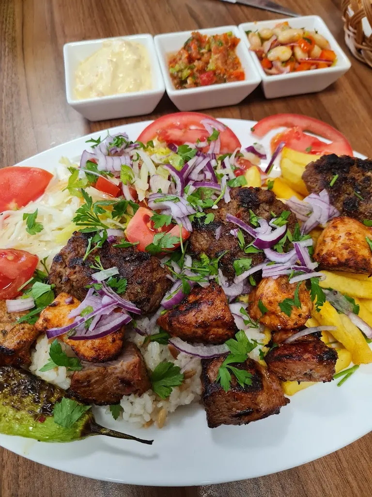 La Luna Grill Restaurant, Lage_Lage_slider_image_3