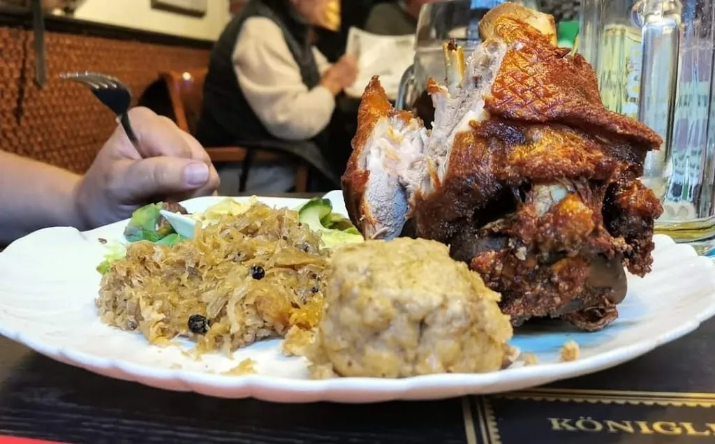 Restaurant Dachsbau_Krefeld_slider_image_3