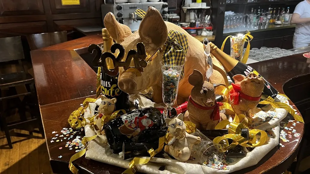 Restaurant 11B_(Rheinland)_slider_image_2