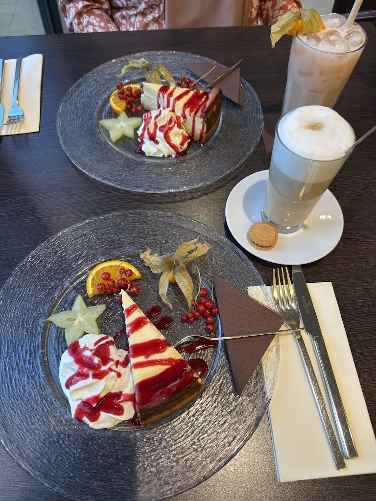 M Y_Eva´s Café_Geisenfeld_review