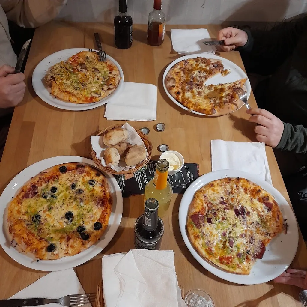 Menu_Pizzeria Evergreen__image_9