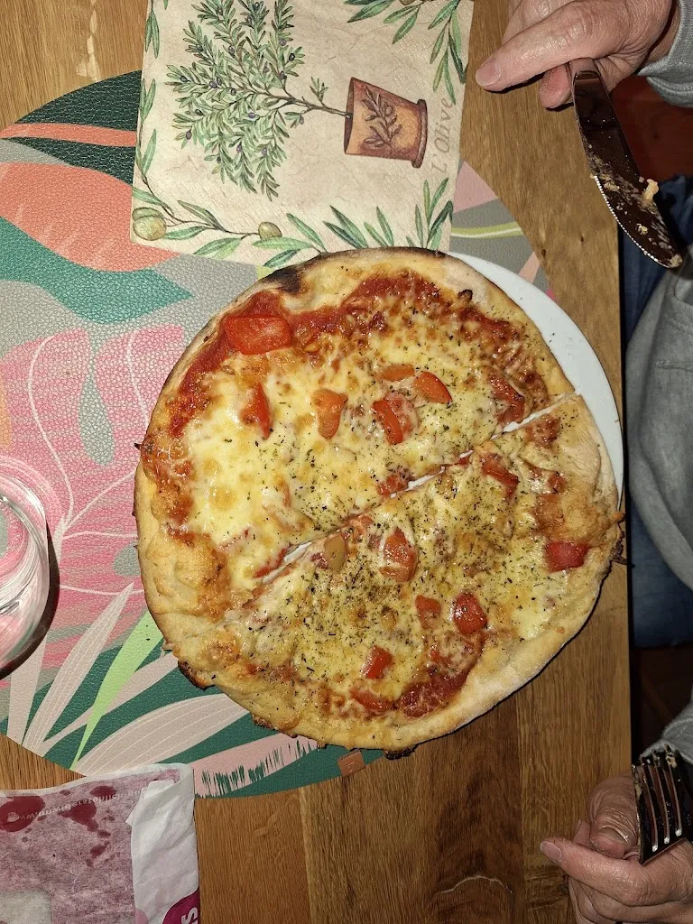 Menu_Pizzeria Mamma Mia_(Rheinland)_image_2