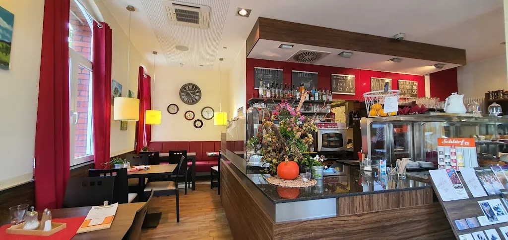 Cafe Fahrzeit_Leopoldshöhe_slider_image_1