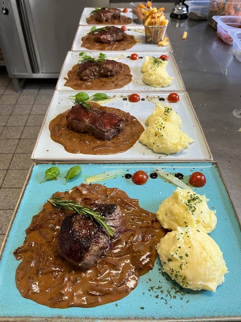 Zur Post - Hotel -Restaurant Leopoldshöhe_Leopoldshöhe_slider_image_3