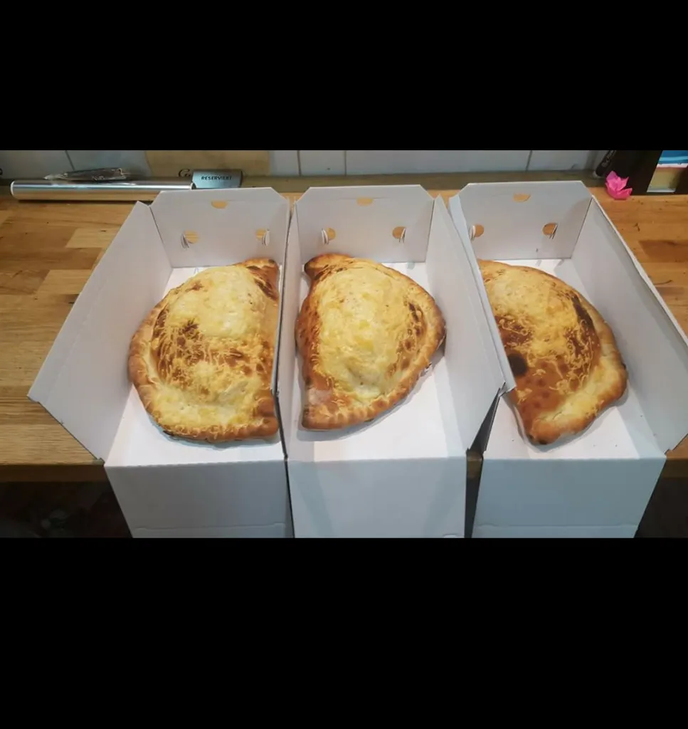 Pizza Calabria_Geisenfeld_slider_image_2