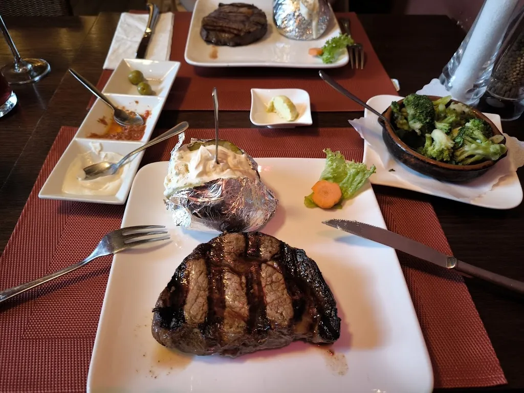 Steakhaus La Plaza II__slider_image_3