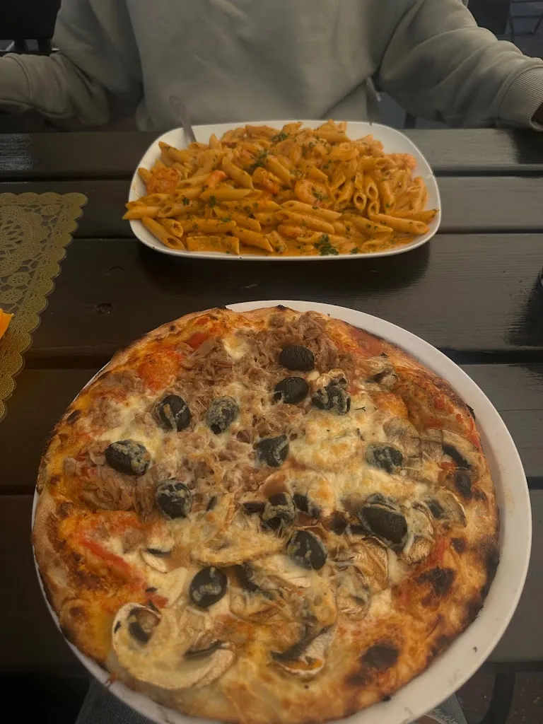 La Piazza__slider_image_3