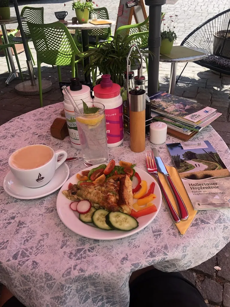 Ebike - Europe_Cafe am Stadtplatz_Geisenfeld_review