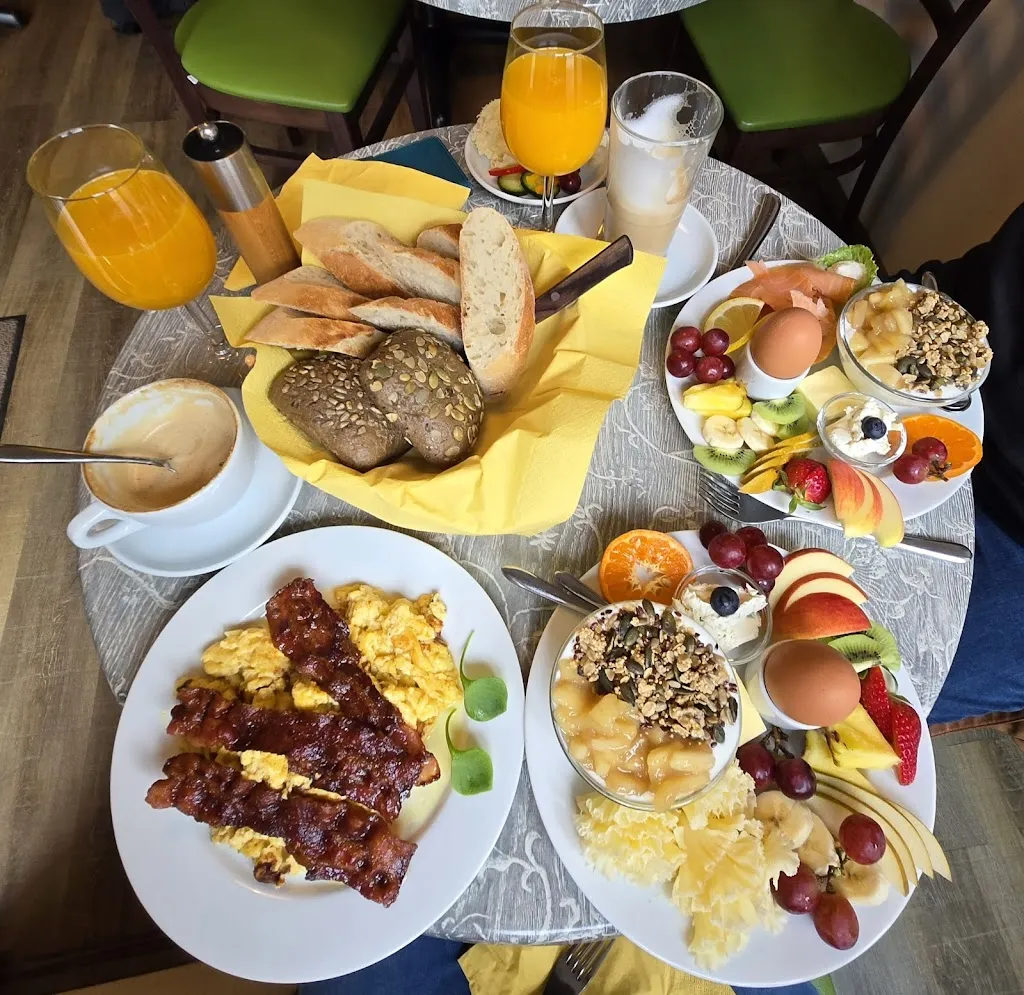 Cafe am Stadtplatz_Geisenfeld_slider_image_3