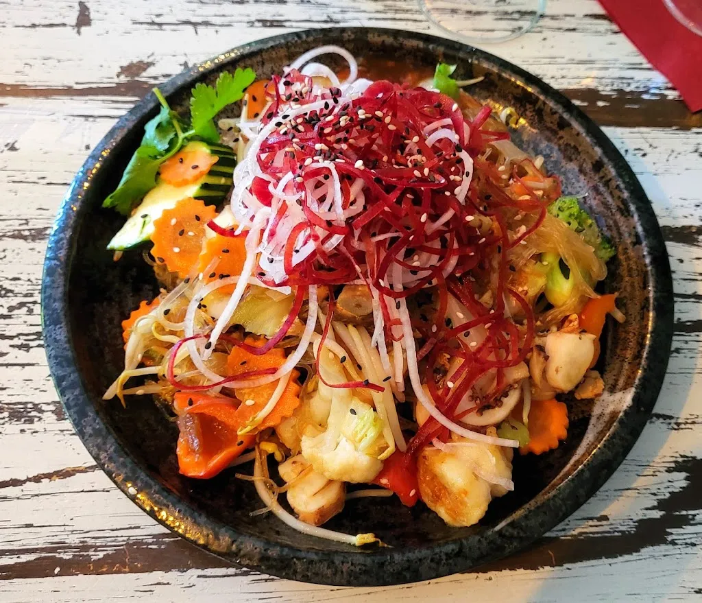 Nu Quisine - Vietnam Fusion Food and Sushi__slider_image_2