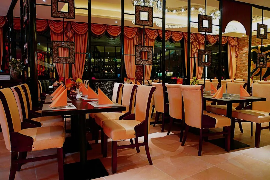 Asia Palast_(Rheinland)_slider_image_1